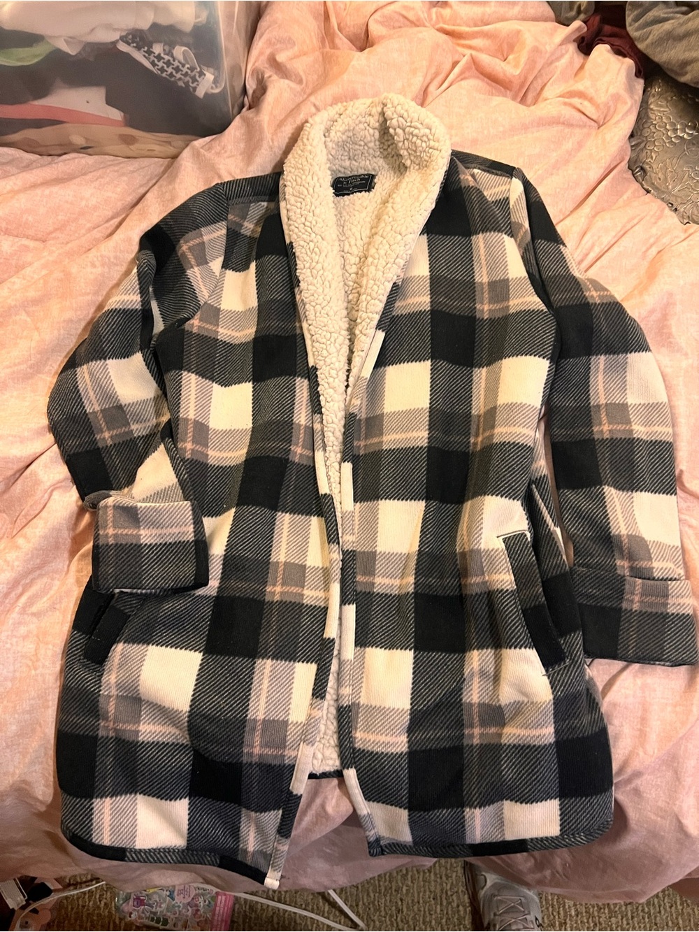 Abercrombie & Fitch Black, Cream & Tan Plaid Sherpa Jacket